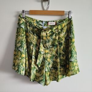 Sunday Best Westley Pleated Shorts — Size 10
